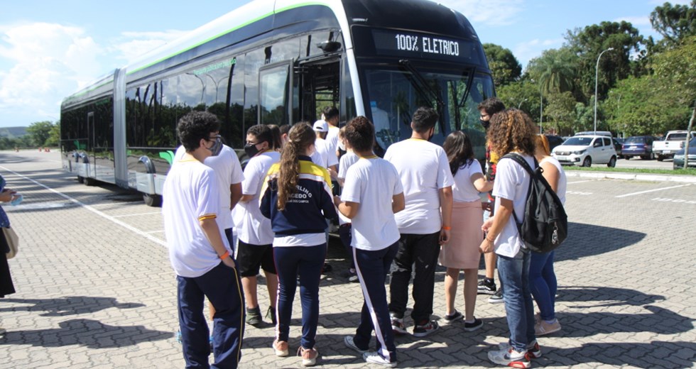 Crianças das Escolas da Rede visitam o VLP. Foto: Claudio Vieira/PMSJC 18-03-2022 