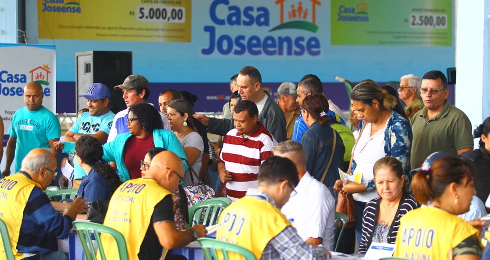 Lançamento do Programa Casa Joseense. O programa vai oferecer carta de crédito no valor máximo de R$ 5 mil e aporte financeiro até R$ 2.500 para isenção de impostos municipais, taxas cartoriais e bancárias. Foto: Claudio Vieira/PMSJC. 19-05-2018.