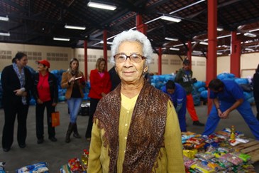 Almerinda Carvalho Domingues, 85 anos, moradora do bairro Jardim Telespark
