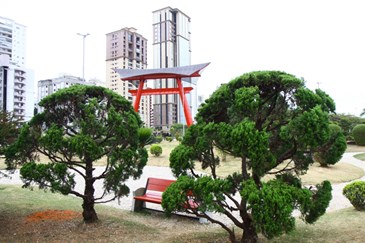 Praça Riugi Kojima - Praça em homenageamos 100 anos da imigração japonesa. Foto: Claudio Vieira/PMSJC 06-08-2022 