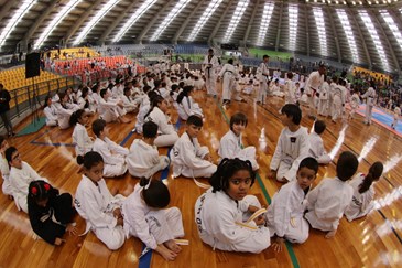 Troca de faixas taekwondo