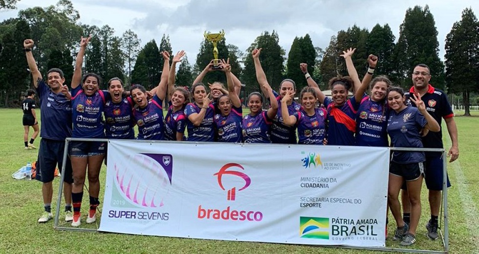rugby-fem-27-out-1.jpg