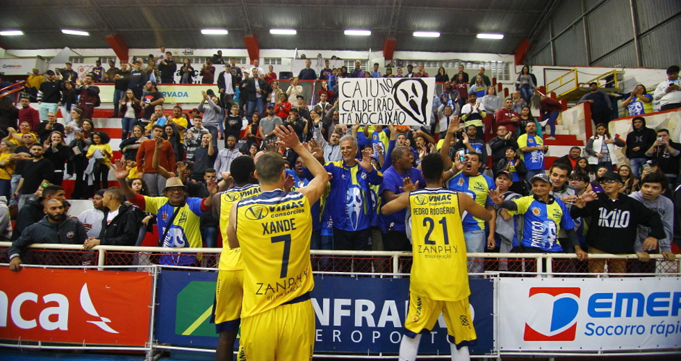 cv__2107-claudio_vieira.jpg