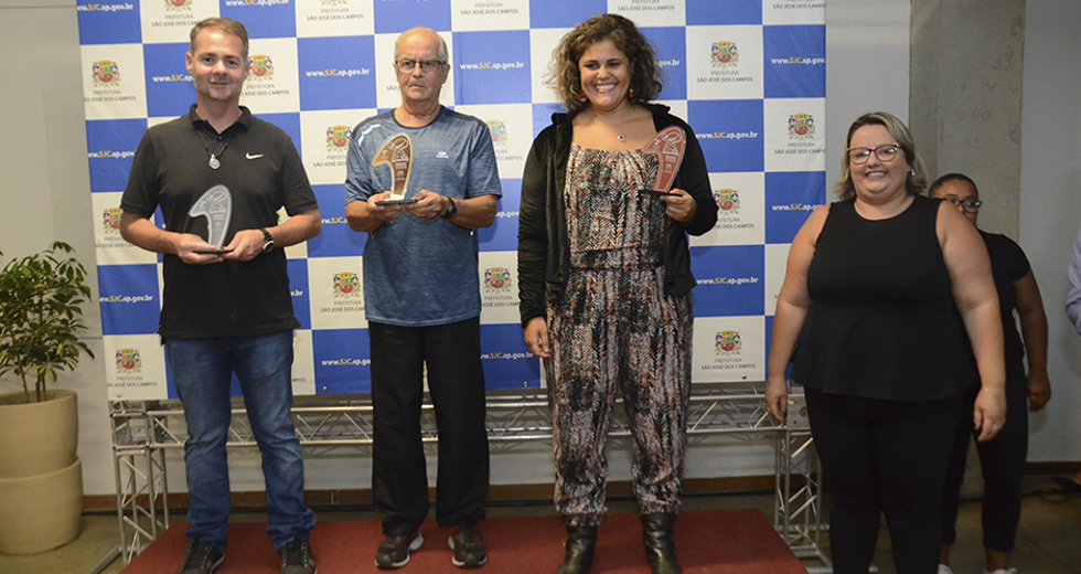 premiacao-circuito-intercentros-de-natacao-06-12-2019-lucas-cabral-56.jpg