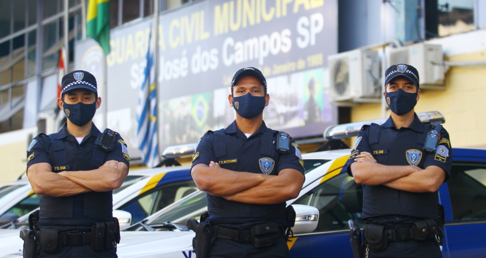 cv__0512_claudio_vieira.jpg