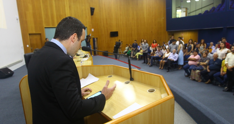 cv__7816_claudio_vieira.jpg
