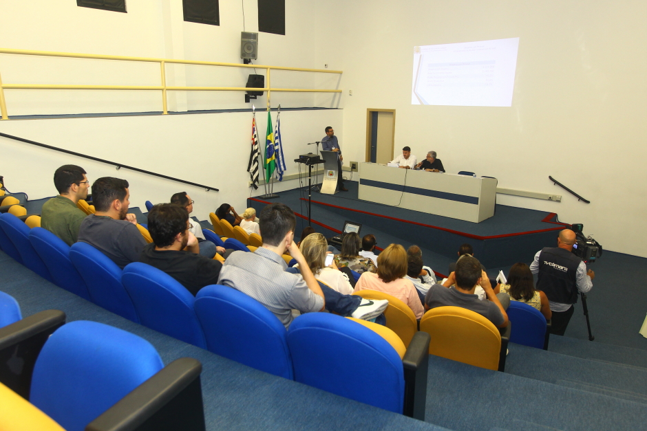 apresentac-a-o_metas_fiscais-14-claudio_vieira.jpg