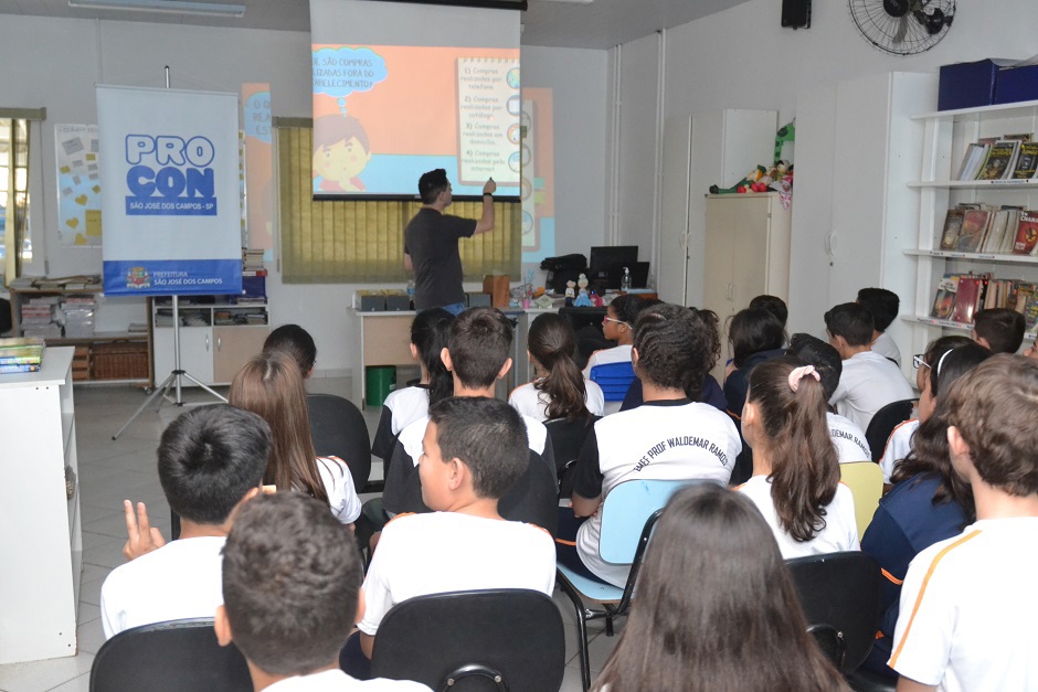 procon-nas-escolas.jpg