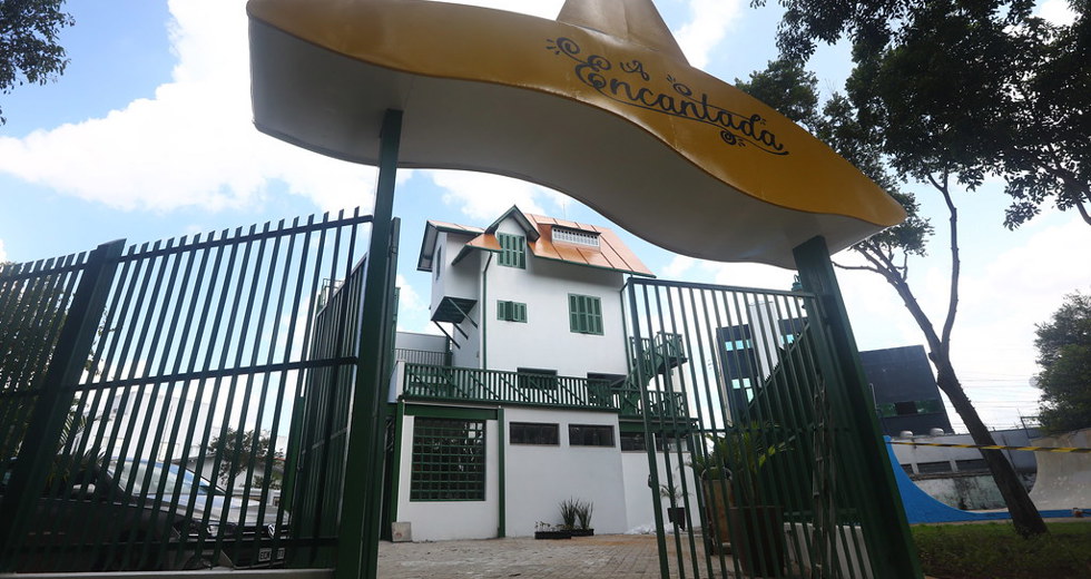 Casa Encantada City Tour