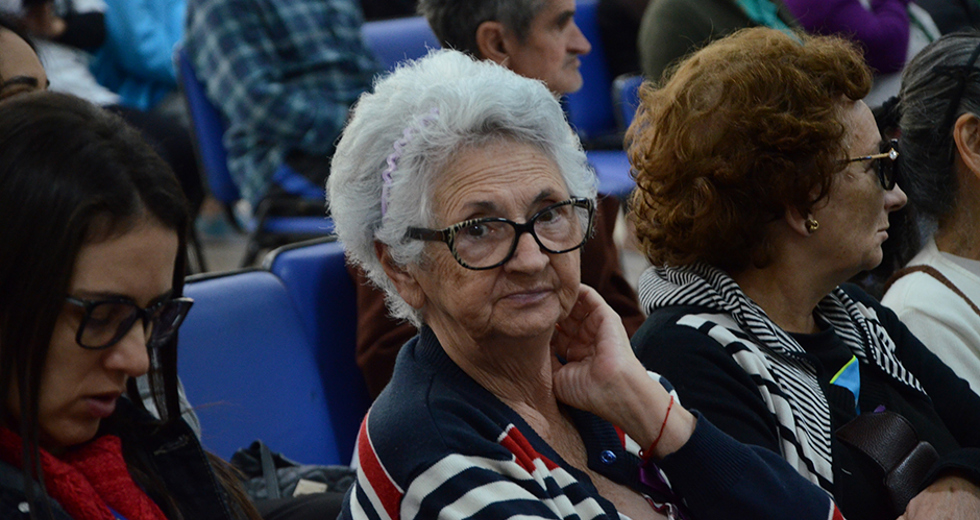 palestra-casa-do-idoso-centro-19-06-2019-lucas-cabral-15.jpg