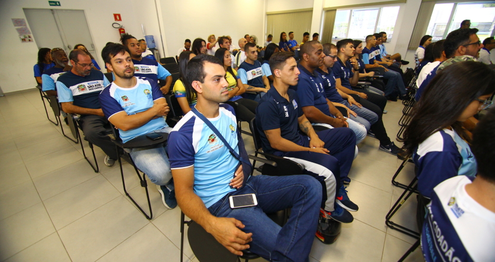 cv__7238-claudio_vieira.jpg