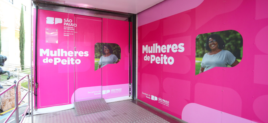Carretas de ​Mamografia e ​Empreendedorismo do movimento SP Por Todas - Secretaria Estadual de Políticas para a Mulher