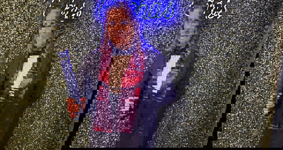 A solenidade reuniu familiares, professores e convidados no Teatro Municipal