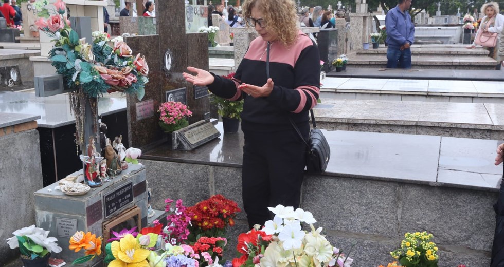 Cemitérios públicos têm atendimento especial no Dia de Finados
