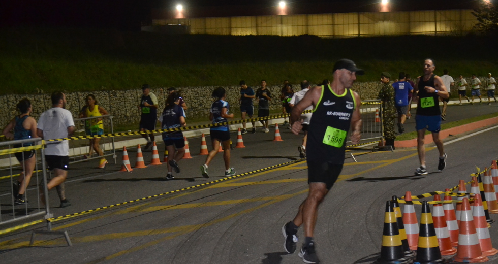 corrida-noturna-eugenio-de-melo-19-10-2019-lucas-cabral-08.jpg