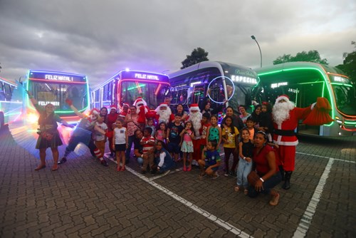 Famílias prontas para embarcar na Caravana