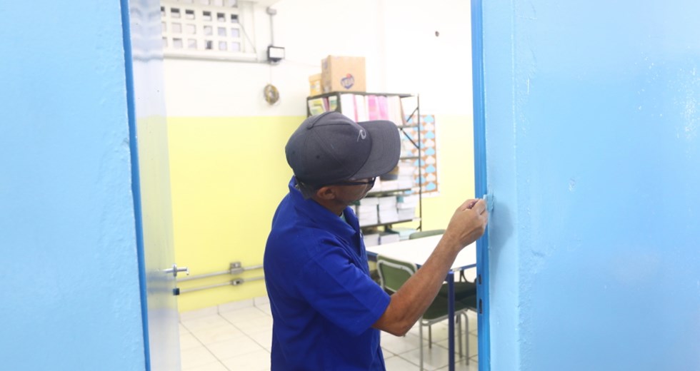Preparação da Escola Maurício Cury para a volta às aulas