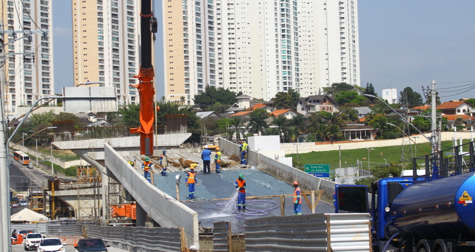 cv__1333_claudio_vieira.jpg