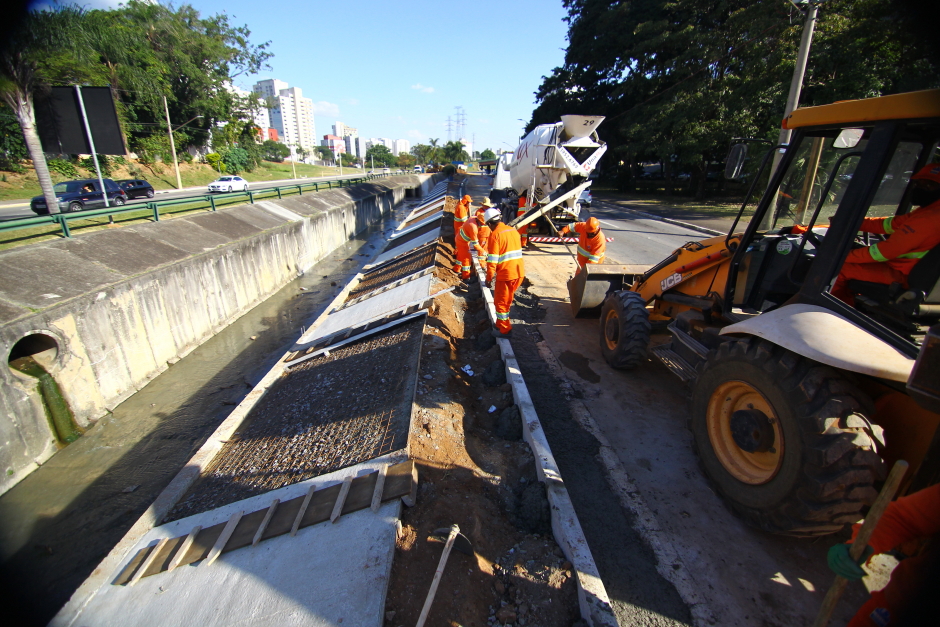 cv__2716_claudio_vieira.jpg