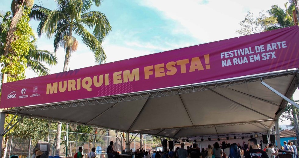 Moradores e turistas se divertem com o evento Muriqui em Festa!, no distrito de São Francisco Xavier
