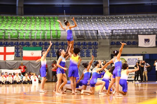 Ele treina a seleção brasileira de futsal Down e hoje é campeão mundial -  17/05/2021 - UOL ECOA