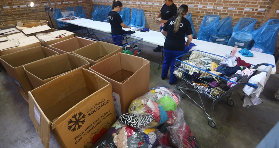 Arrecadação de doações no Fundo Social para as vítimas do RS. Foto: Claudio Vieira/PMSJC 06-05-2024 