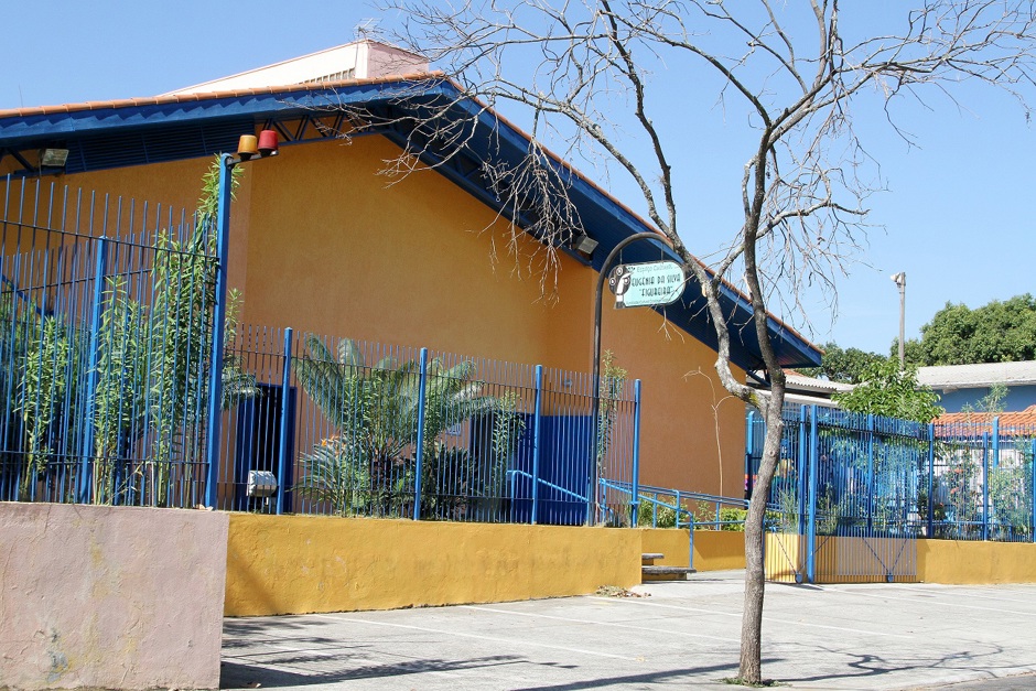 fachada-eugenia-da-silva.jpg