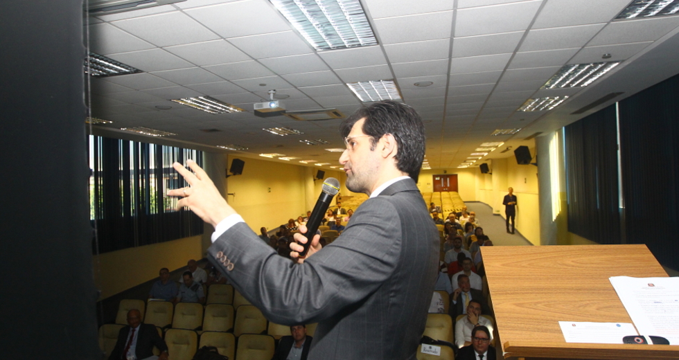 cv__2801_claudio_vieira.jpg