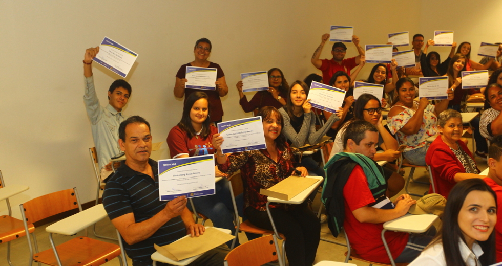 cv__8935_claudio_vieira.jpg