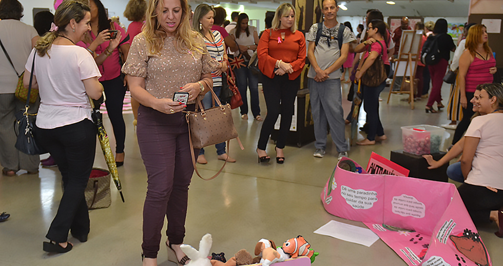 palestra-e-exposicao-prevencao-ao-cancer-de-mama-cefe-24-10-2019-lucas-cabral-54.jpg