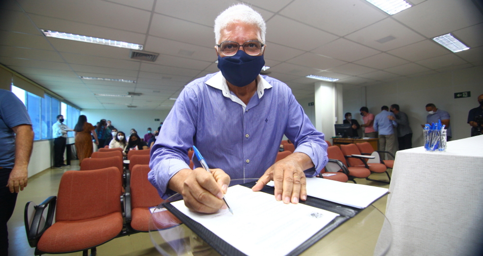 cv__7188_claudio_vieira.jpg