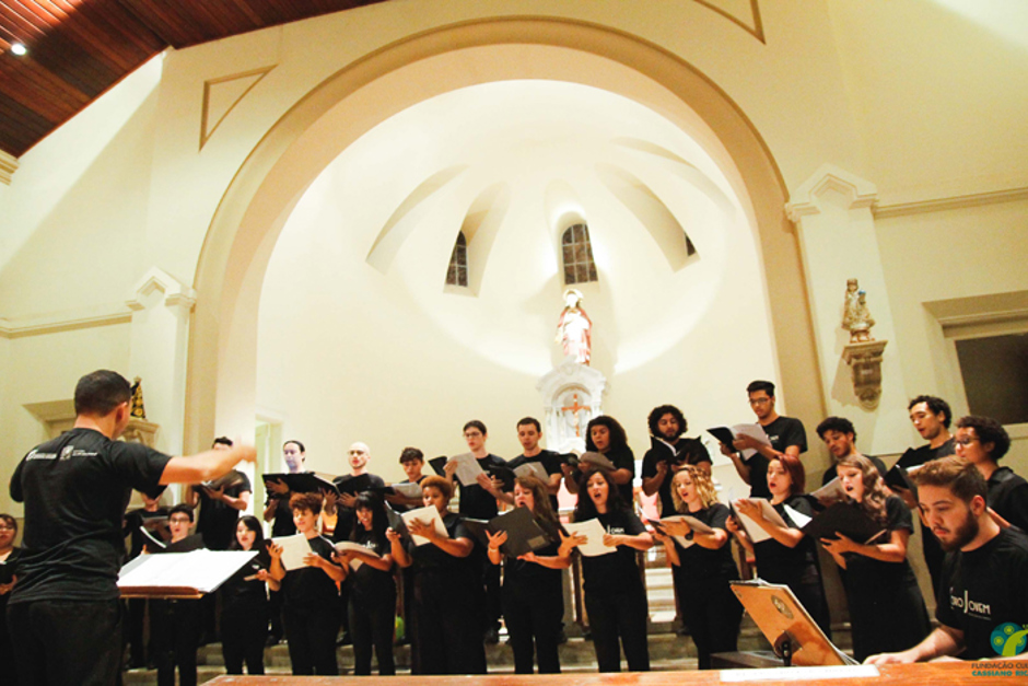coro-jovem.jpg