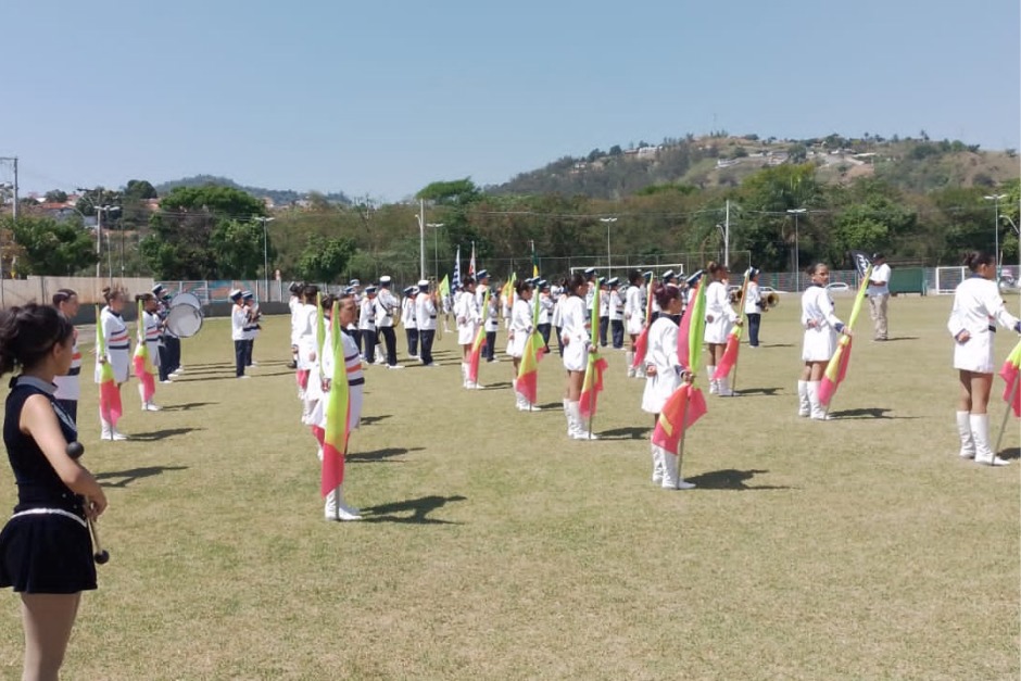 banda-amparo-capa-1.jpeg