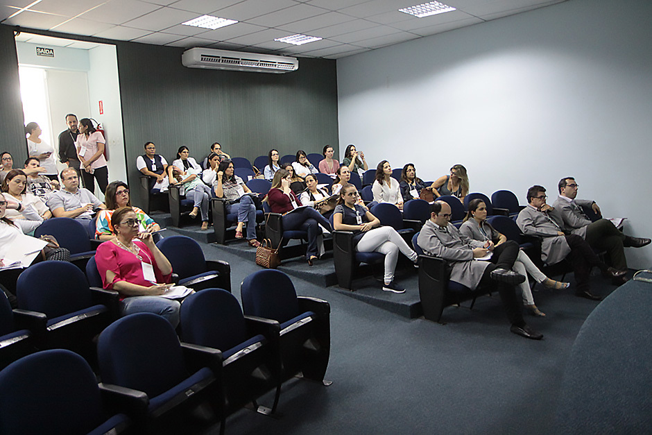 curso-emergencias-obstetricas-09-11-2019-lucas-cabral-03.jpg