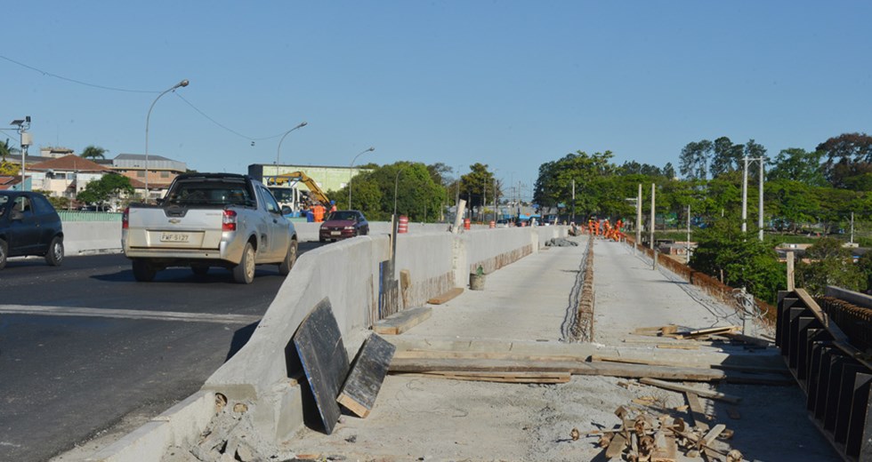 Ponte Maria Peregrina  obra na via Antiga  06 09 2018