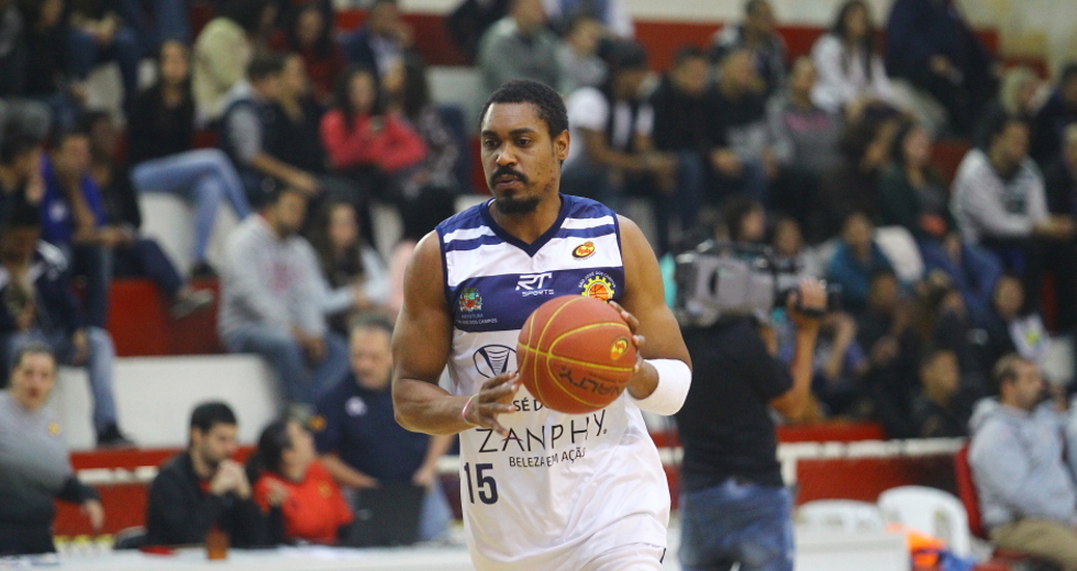 cv__3675-claudio_vieira.jpg