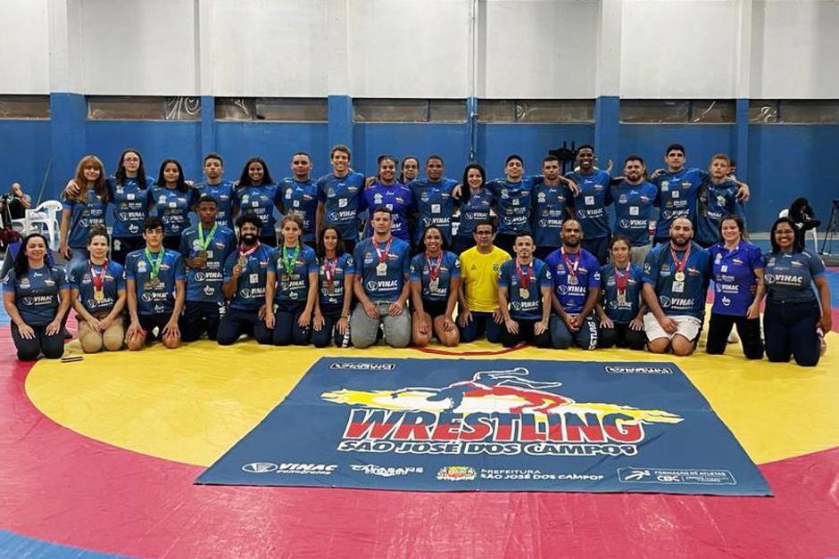 brasileiro-wrestling-3.jpg