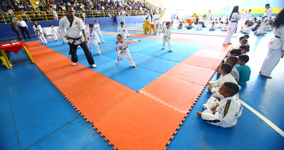 cv__9805_claudio_vieira.jpg