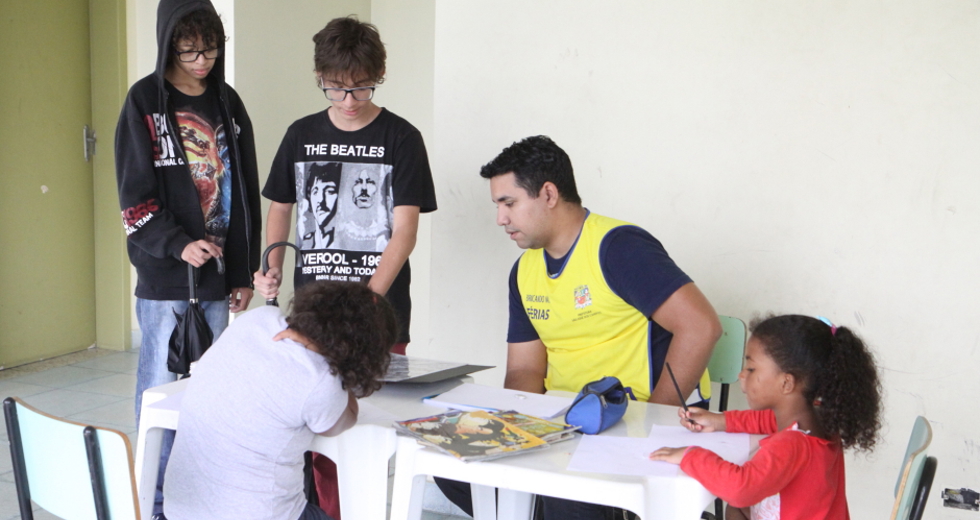 ini-cio_brincando_fe-rias01beto_faria.jpg