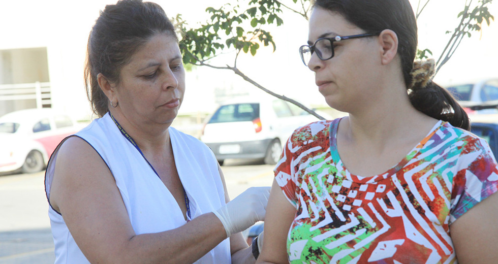 dia_d_vacinacao-04_beto_freitas.jpg