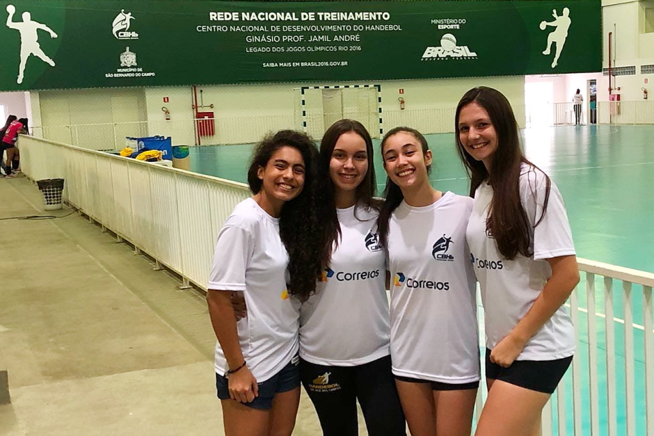 meninas_do_handebol.jpg