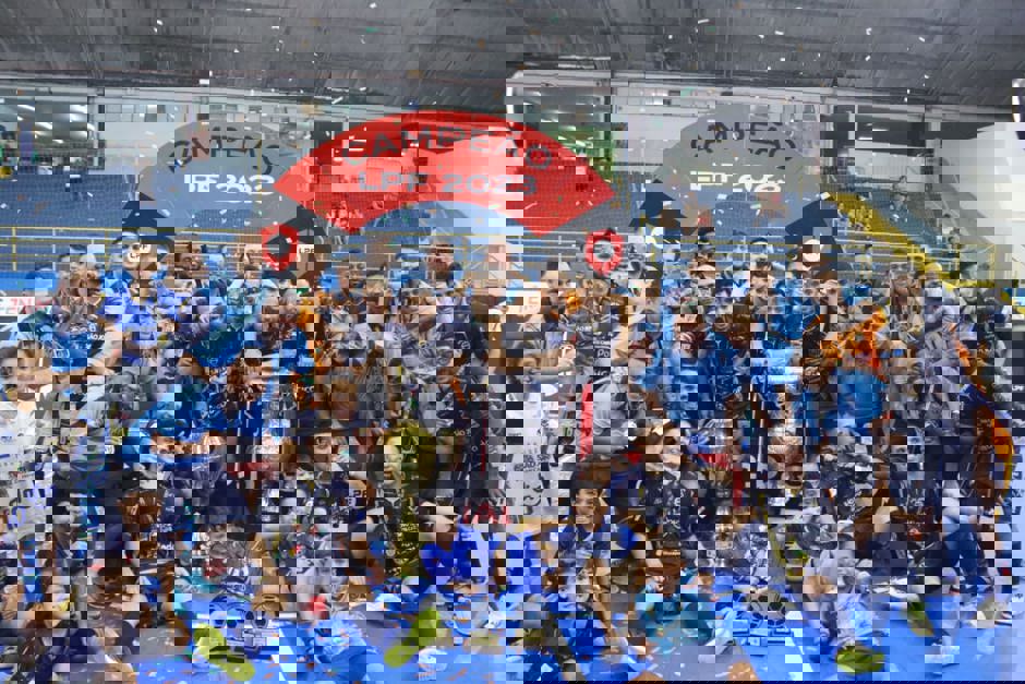 Foto: Divulgação sao-jose-futsal-campeao-liga-paulista-1.jpg