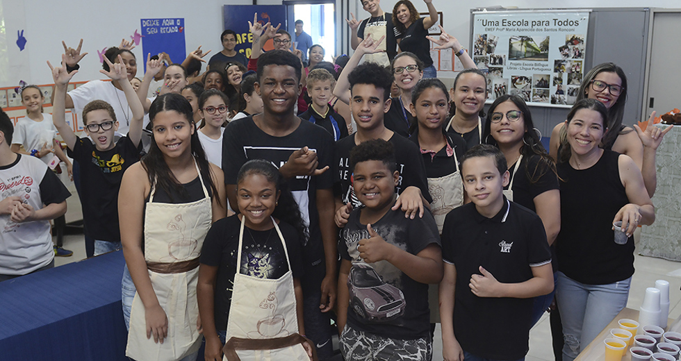 cafe-com-libras-emef-maria-aparecida-dos-santos-18-09-2019-lucas-cabral-22.jpg
