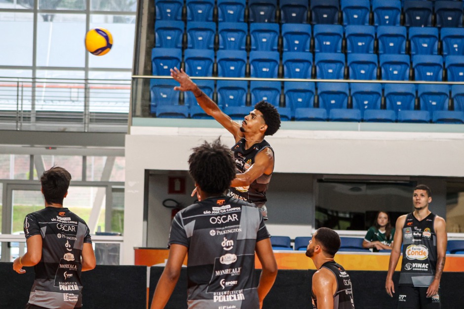 treino-volei-sj.jpg
