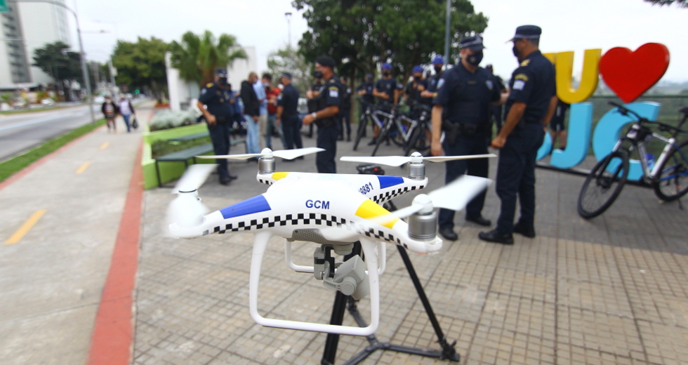 cv__9342_claudio_vieira.jpg