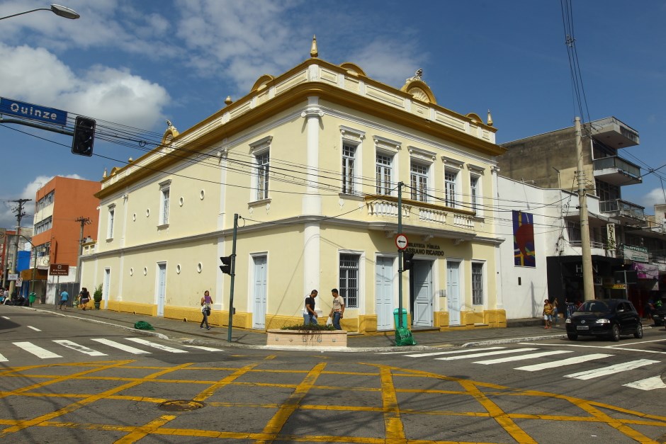 Biblioteca Municipal Cassiano Ricardo