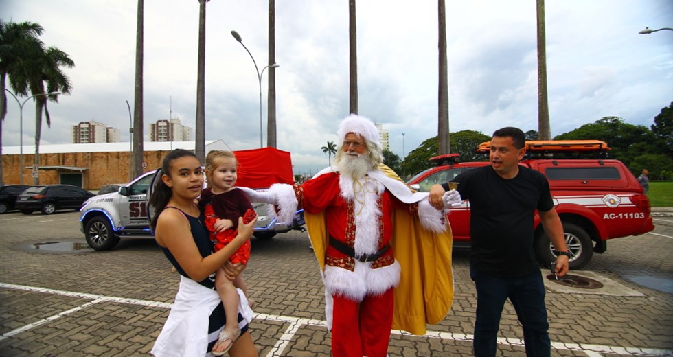 Natal Iluminado 2018 - Chegada do Papai Noel. Foto: Claudio Vieira/PMSJC. 30-11-2018