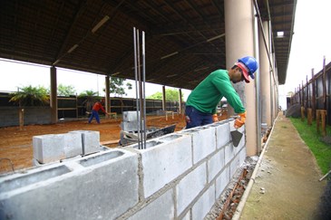 Obras no poliesportivo do Cerejeiras. Foto: Claudio Vieira/PMSJC. 03-12-2018