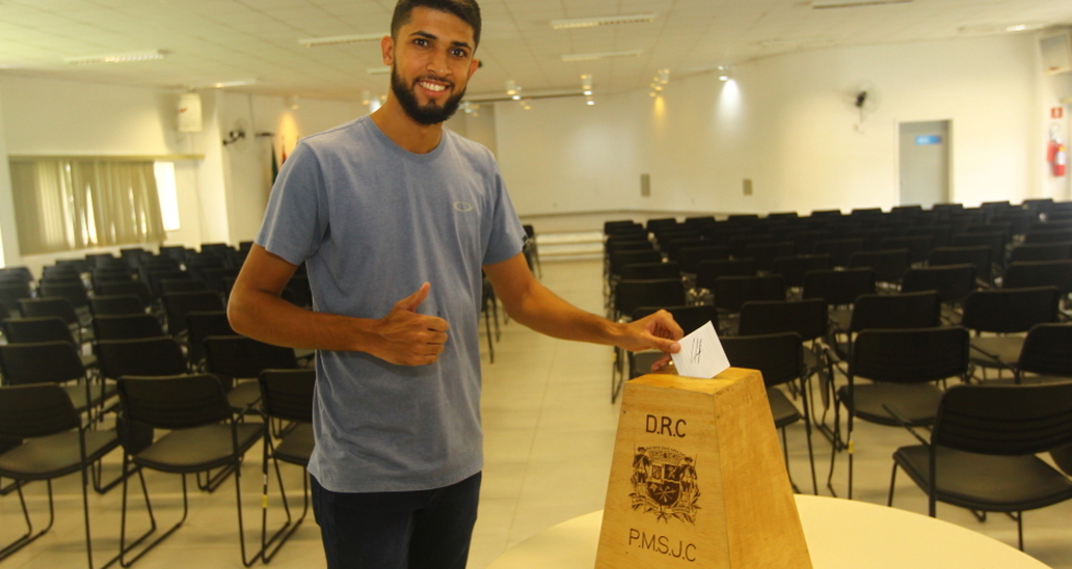 cv__2871_claudio_vieira.jpg