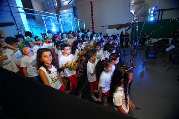 Cantata de Natal, com alunos de corais de 11 escolas municipais, no Cefe. Foto: Claudio Vieira/PMSJC. 04-12-2018